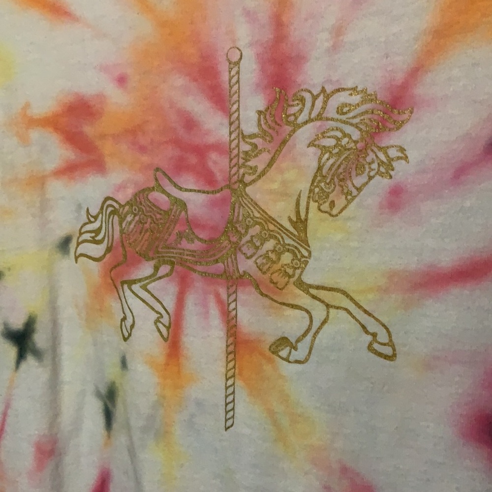 LAST CHANCE 🎁 Carousel Horse Tie Dye Tee AS IS